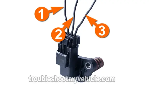 Verifying The Crankshaft Position Sensor Has Ground. How To Test The Crankshaft Position Sensor (1996, 1997, 1998, 1999, 2000, 2001, 2002 2.4L Caravan, Grand Caravan, Voyager, Grand Voyager)