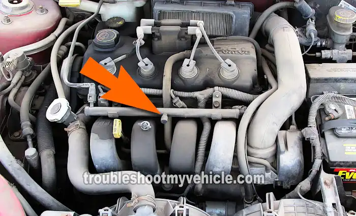 Fuel Pump Schrader Valve Test Port Location. How To Test The Fuel Pump (1994, 1995, 1996, 1997, 1998, 1999 2.0L SOHC Dodge y Plymouth Neon)