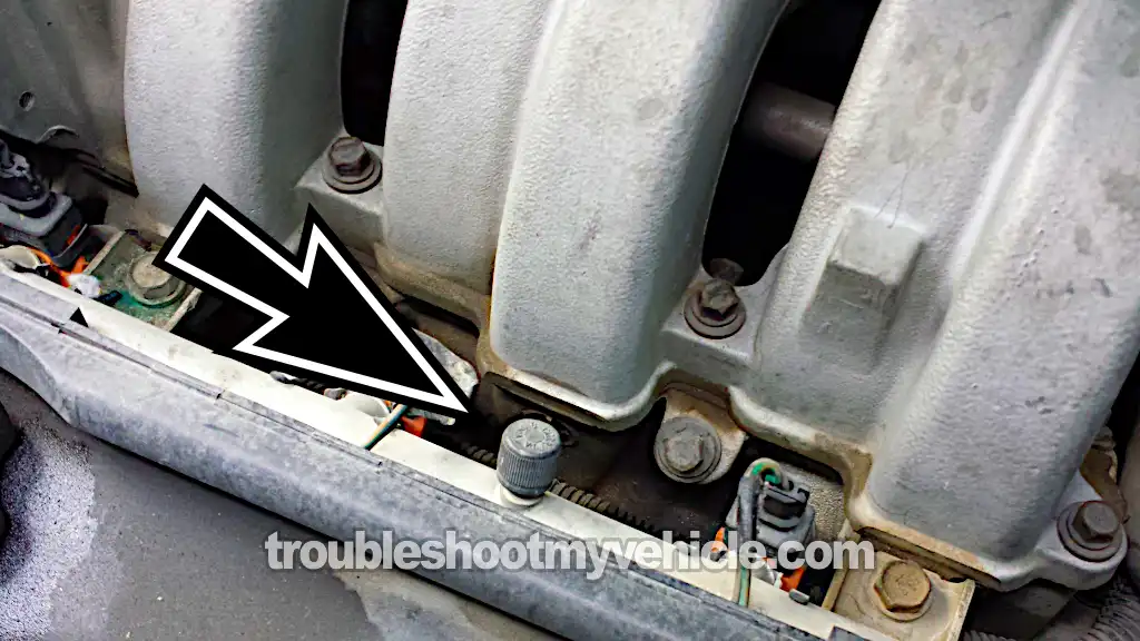 How To Test The Fuel Pump (1994, 1995 3.3L V6 Chrysler, Dodge, And Plymouth Minivan) How To Test The Fuel Pump (1994, 1995 3.3L V6 Chrysler, Dodge, And Plymouth Minivan)