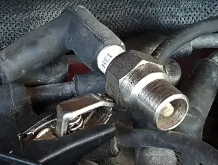 How To Test The Ignition System (1993-1998 5.2L Grand Cherokee) How To Test The Ignition System (1993-1998 5.2L Grand Cherokee)