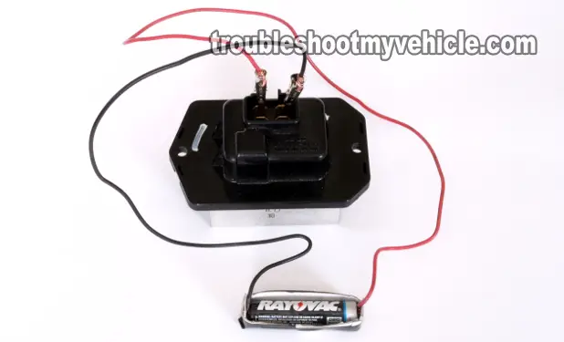 Bench Testing the Power Transistor With a 1.5V AAA Battery. How To Test The Blower Motor Power Transistor (2001-2005 1.7L Honda)