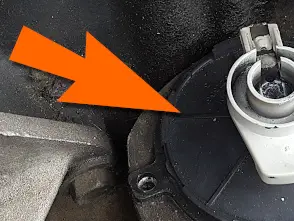 How To Test The Distributor Pickup Coil (1991-1995 2.5L Caravan And Voyager) How To Test The Distributor Pickup Coil (1991-1995 2.5L Caravan And Voyager)